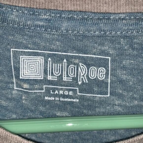 LuLaRoe Simply Comfortable Heathered Blue & Gray Short Sleeve T-Shirt L - Picture 2 of 7